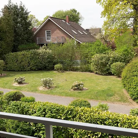 Seepark Lindenallee Waterkant Apartman Scharbeutz